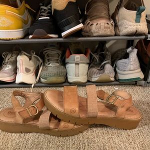 Women’s Born Sandals Size 10M